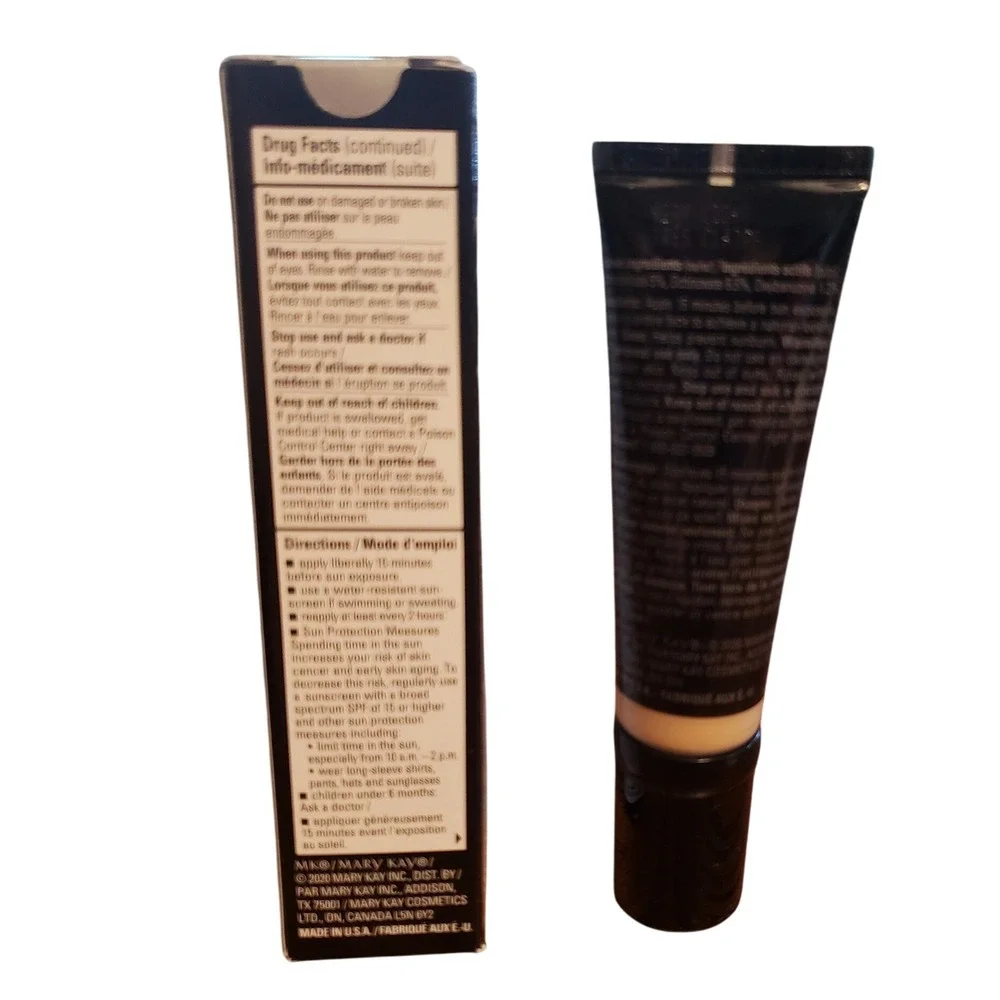 Mary Kay CC Cream Complexion Corrector Very Light Broad Spectrum SPF 15